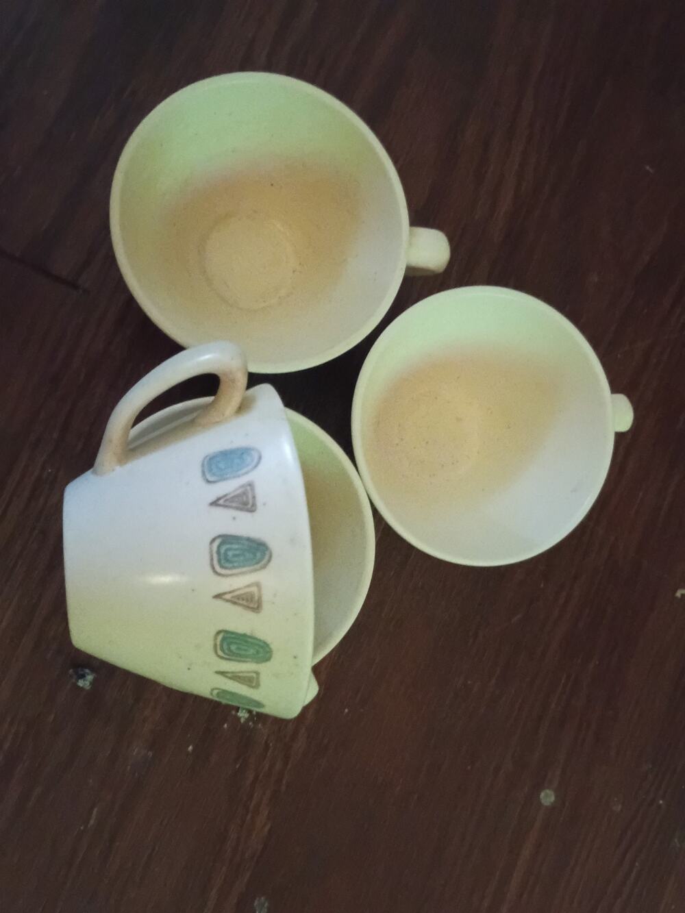Vintage Metlox PoppyTrail Pattern Coffee or Tea Cups Set of 4